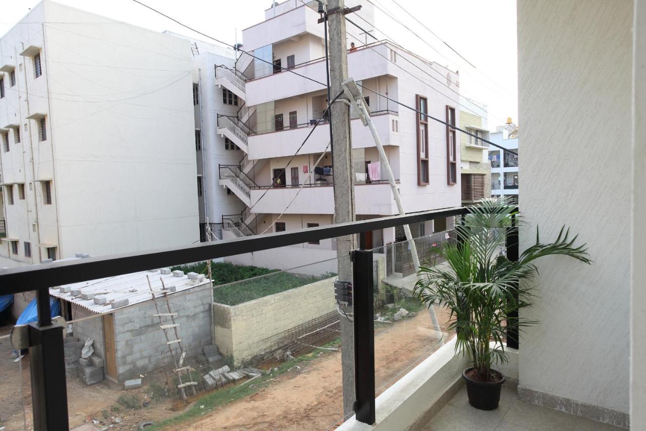 העיר בנגלור Qualtems Guest House-With Ac Options מראה חיצוני תמונה