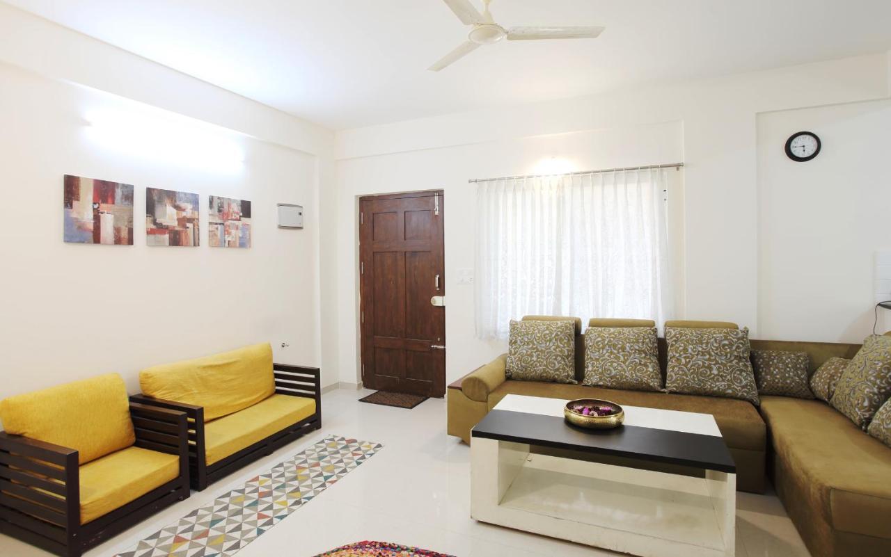 העיר בנגלור Qualtems Guest House-With Ac Options מראה חיצוני תמונה