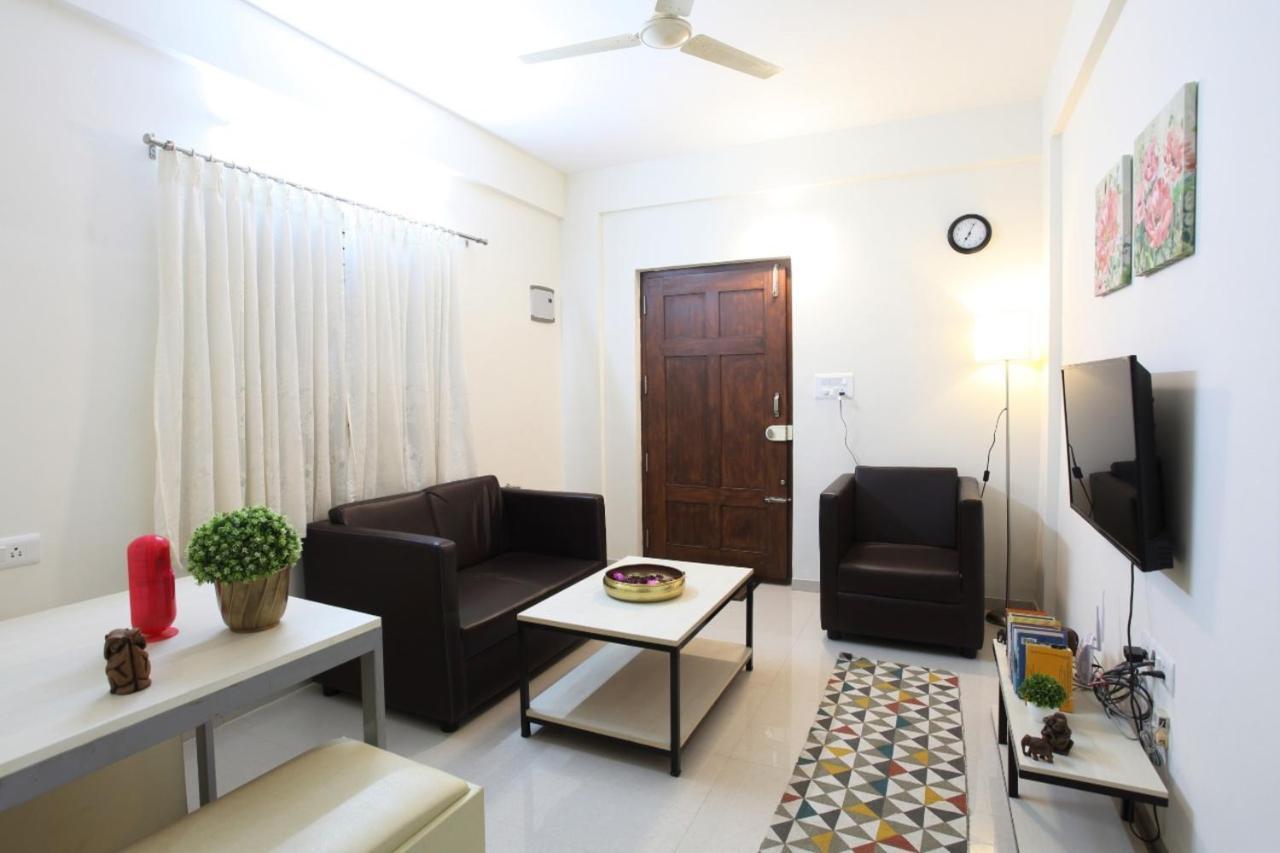 העיר בנגלור Qualtems Guest House-With Ac Options מראה חיצוני תמונה