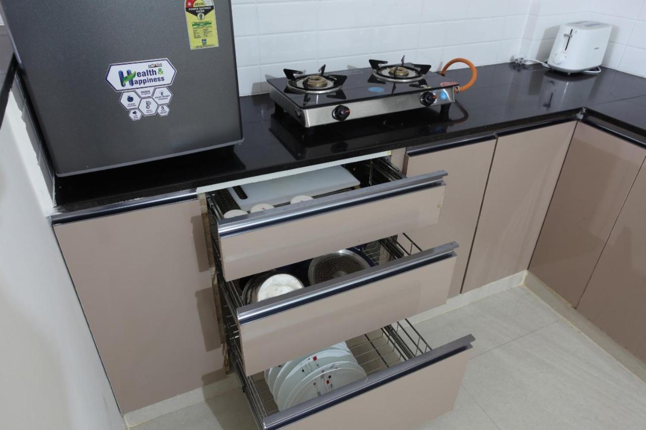 העיר בנגלור Qualtems Guest House-With Ac Options מראה חיצוני תמונה